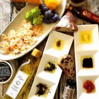 ミシュランシェフたちも超愛用するオリーブオイル「キヨエ」を、“つけるだけでホムパ”チャレンジ！