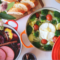 「ル・クルーゼ」があれば、いつものお鍋も、ホムパで羨望の“ドヤ鍋”に！