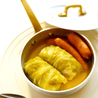 ぎゅっと詰めて！ロールキャベツの一工夫レシピ♪