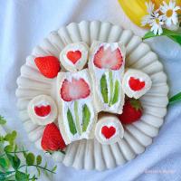 フルーツサンドにお花が咲いたよ♡チューリップ サンド♡