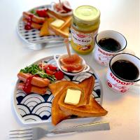 デニッシュみたいな〜手裏剣トースト！