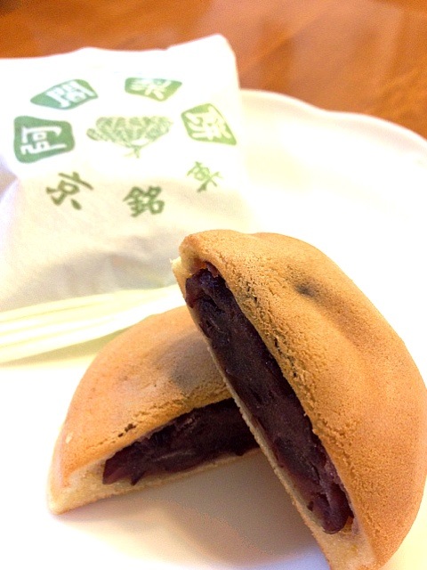 京都の銘菓「阿闍梨餅」って？購入場所やおいしい食べ方も - macaroni