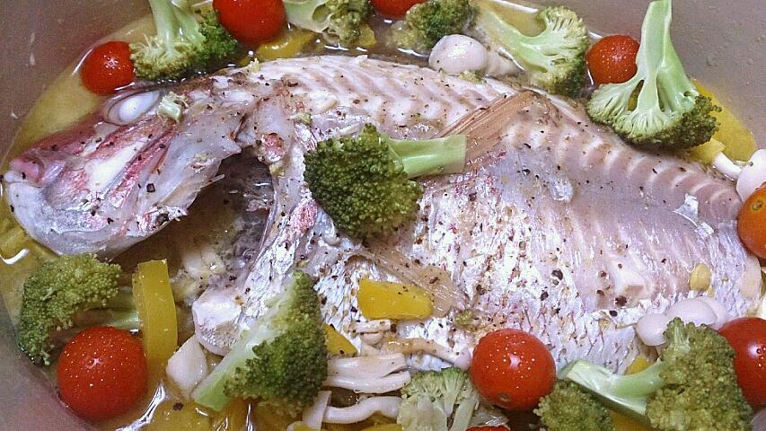 お箸が止まらない！真鯛を使ったアクアパッツァのレシピまとめ