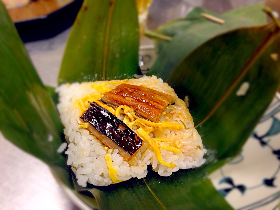 いろいろな具材で作れる郷土料理「笹寿司」の作り方