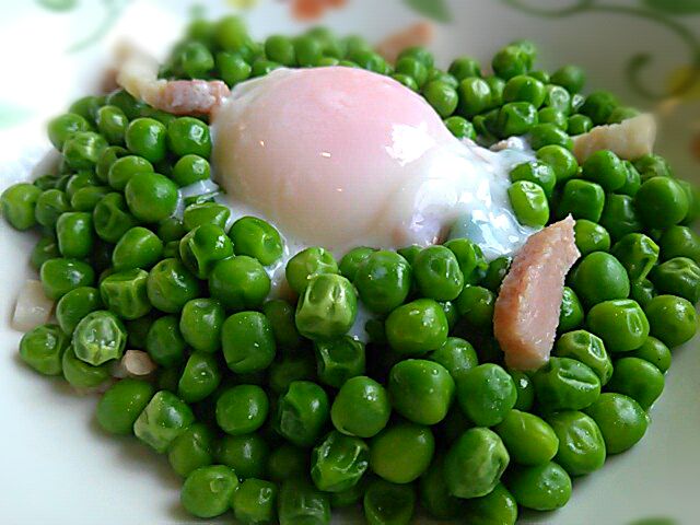 サイゼリヤの「柔らか青豆の温サラダ」がめっちゃ安くて美味しいと話題♡の画像