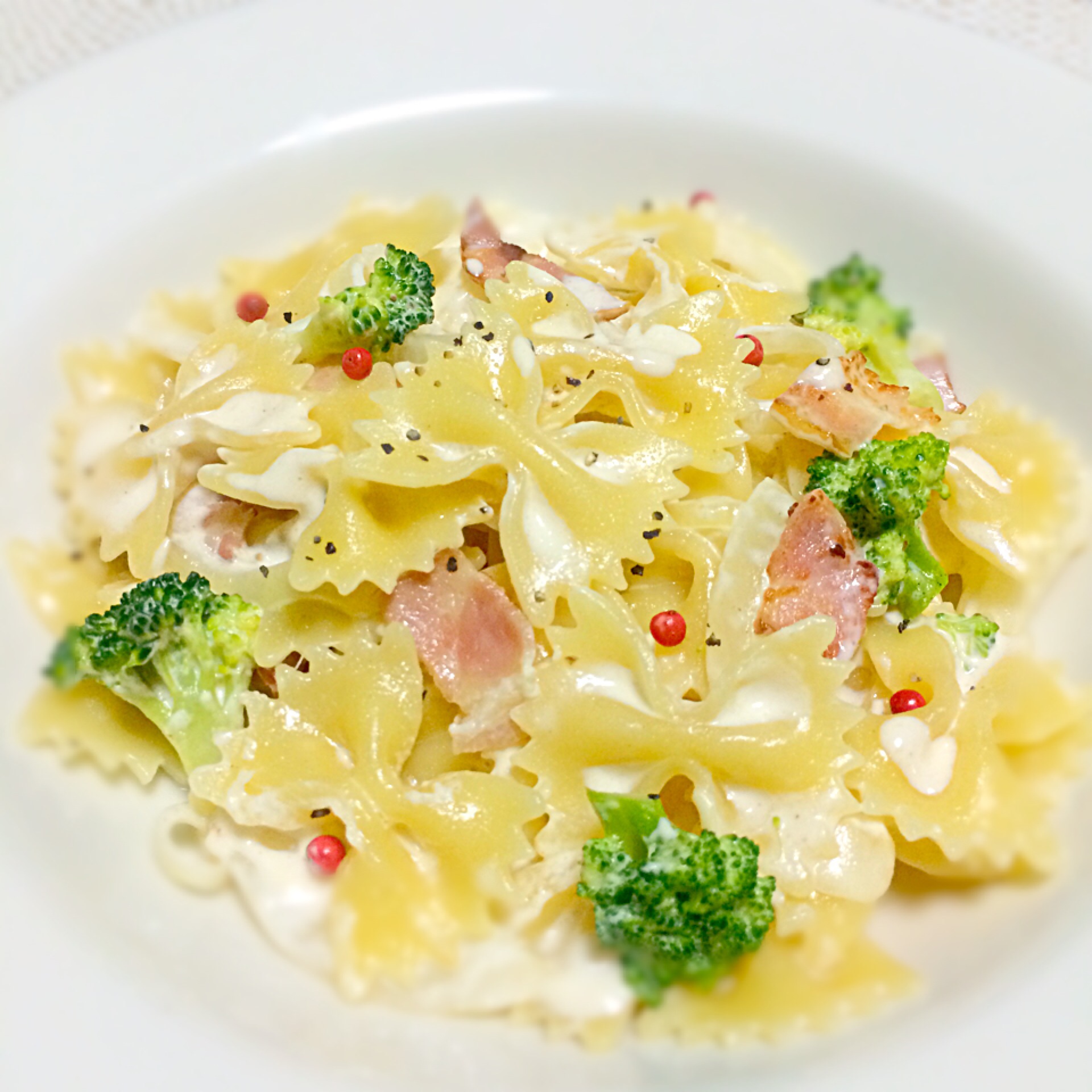 リボン型のパスタ サラダもおいしいファルファッレのレシピ14選 Macaroni