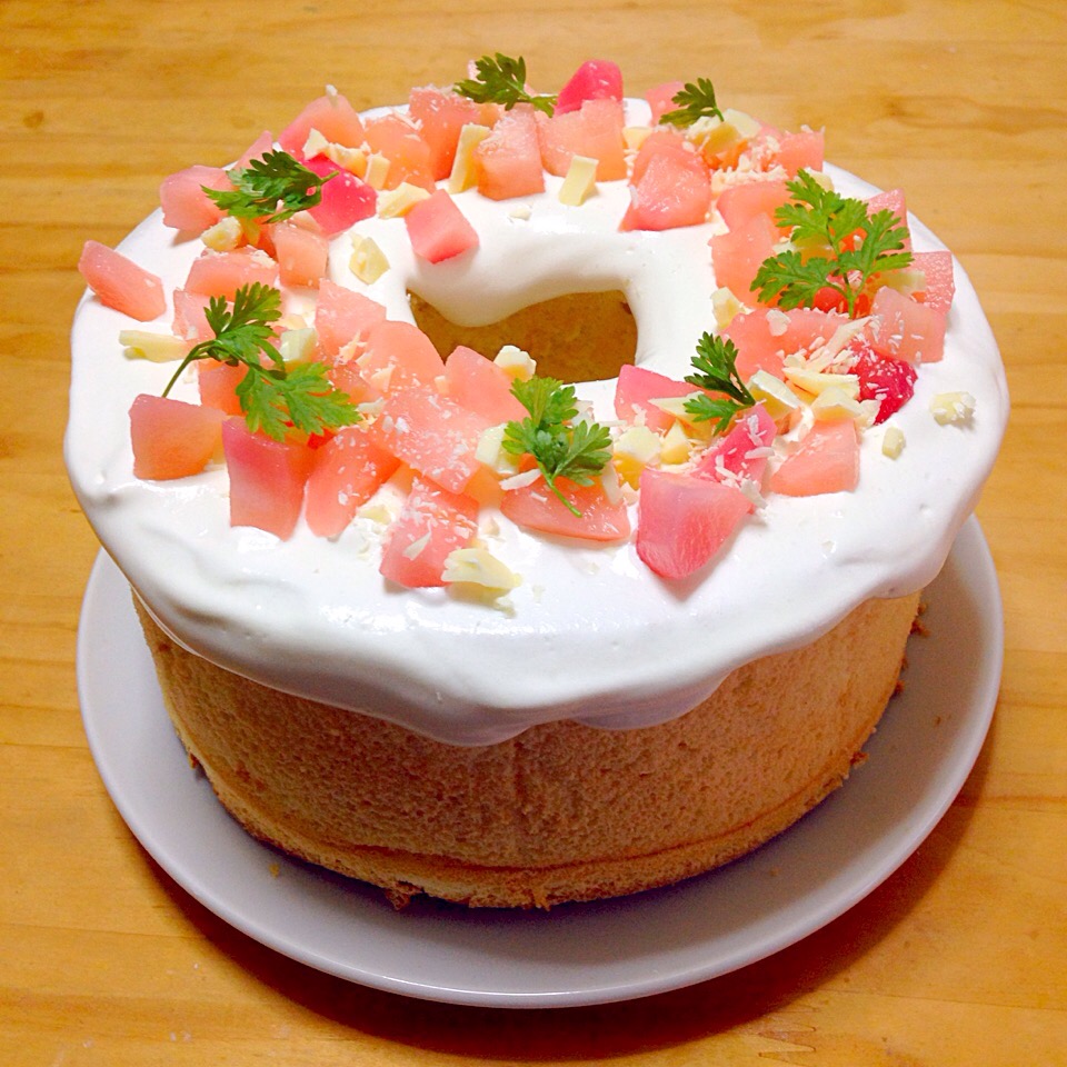 シフォンケーキのデコレーションアイデア21選 誕生日などのイベントに 3ページ目 Macaroni