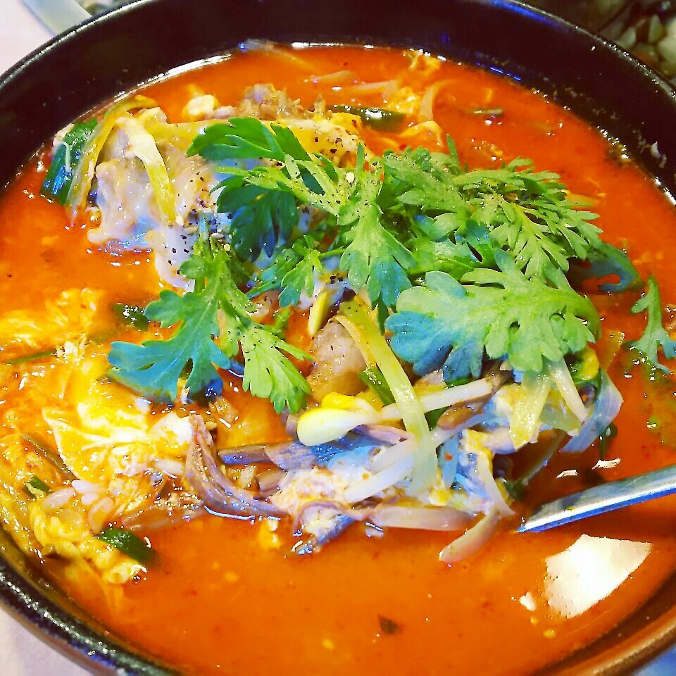 辛いもの好きにはたまらない！韓国料理テグタンスープのレシピ4選