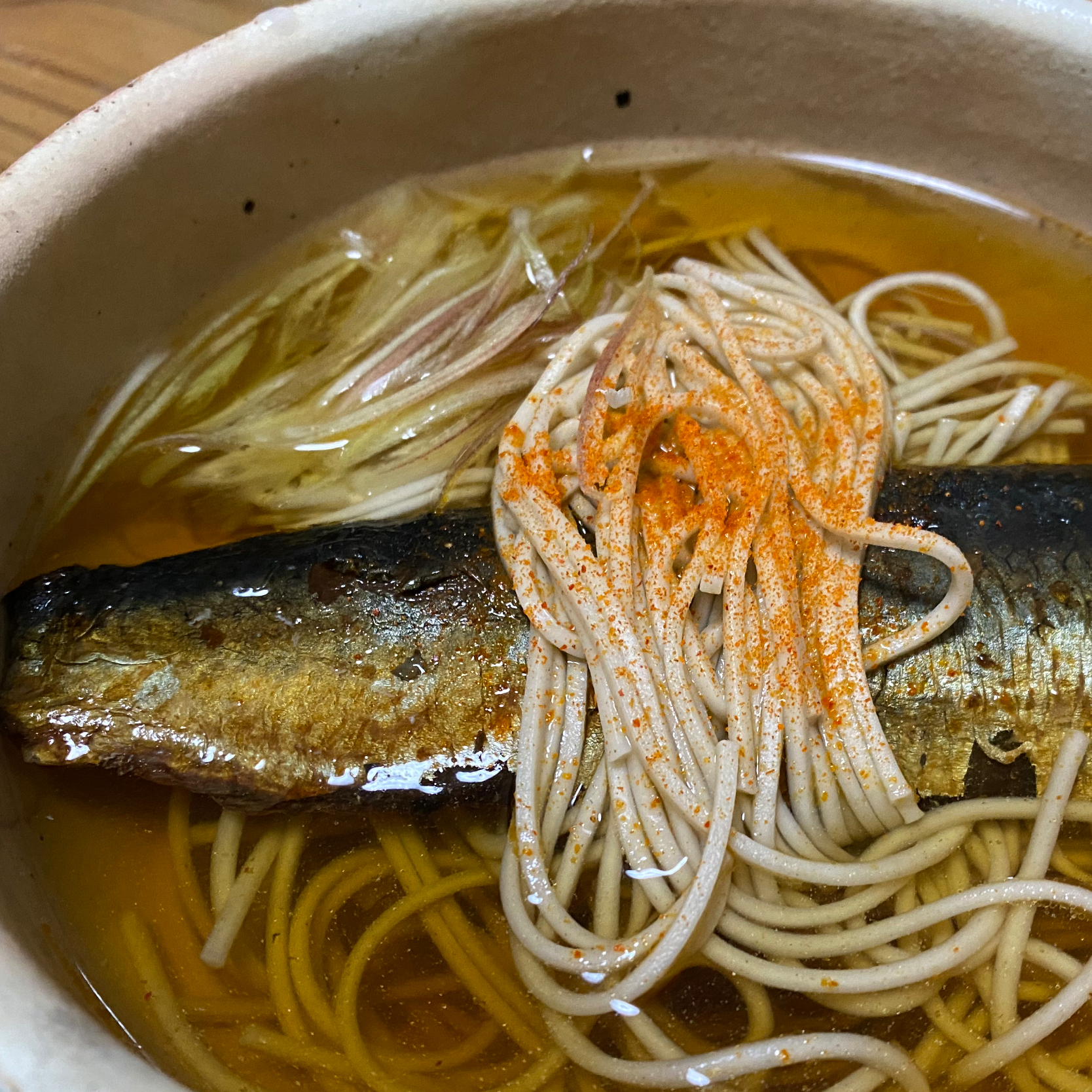 京都の名物料理「にしんそば」を徹底研究。なぜにしんが蕎麦にのっているの？ - macaroni