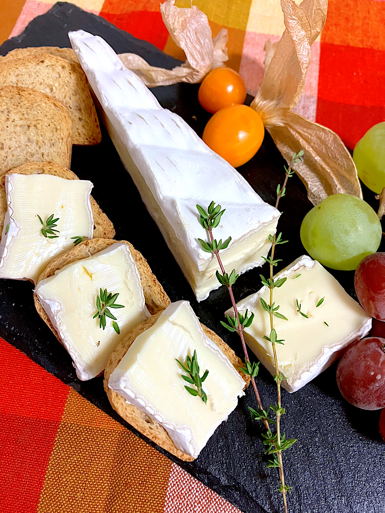 フランスの「ブリーチーズ」とは？特徴や歴史、おすすめレシピ5選