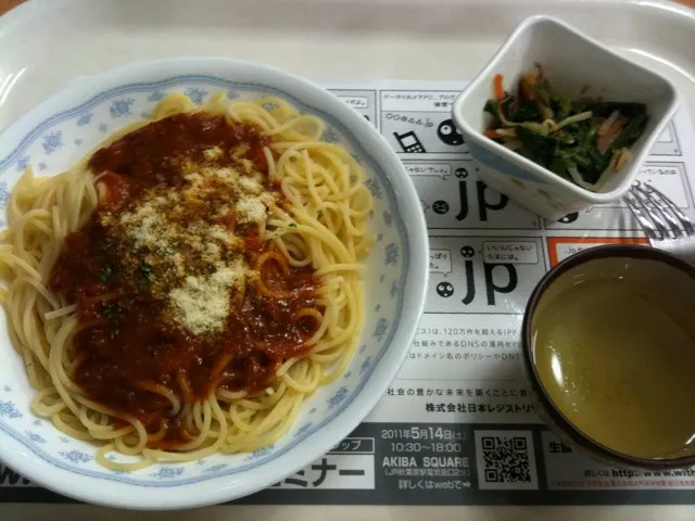 ミートソースパスタ、ほうれん草のナムル|Satoru Sasakiさん