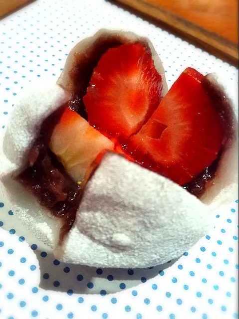 Strawberry Daifuku|about.me/pinku_nekoさん