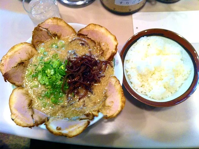 チャーシュー麺（ふくいし こってり）+半ライス|1026さん