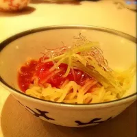 Snapdishの料理写真:フルーツトマトの冷麺|tommyさん