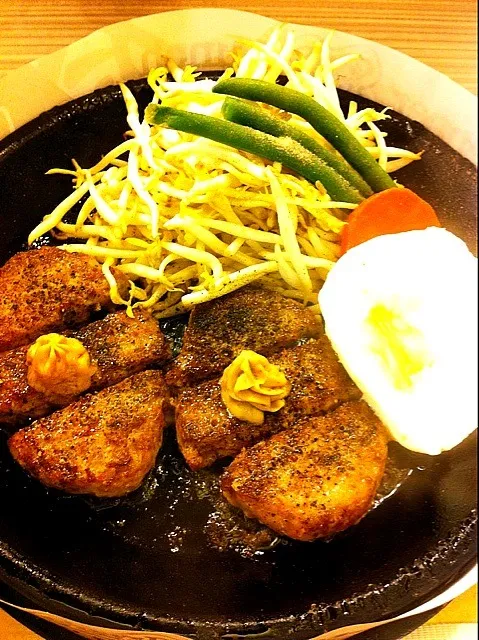 Snapdishの料理写真:hamburger steak@pepper lunch|ickさん