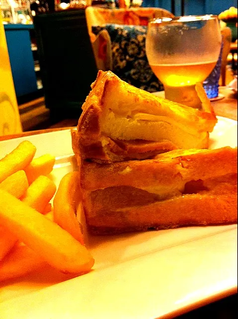 Snapdishの料理写真:grill cheese sandwish@made my day|ickさん