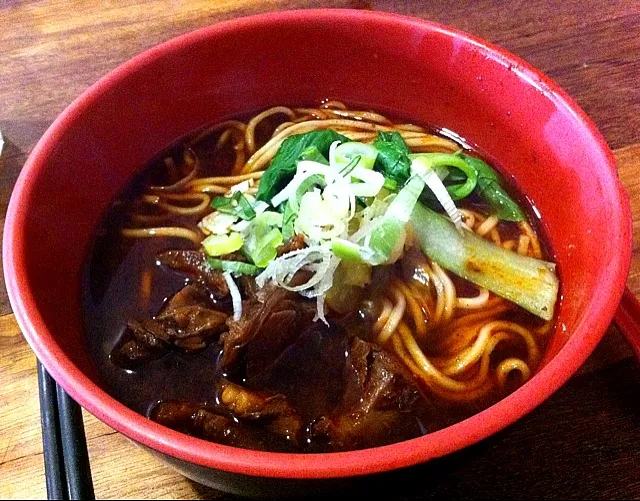 Taiwan beef noodles|alin ngさん