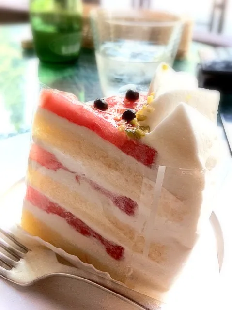 Snapdishの料理写真:スイカのショートケーキ|熊谷史人さん