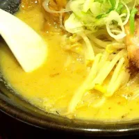 Snapdishの料理写真:北海道ラーメン|Nemoto Marinaさん