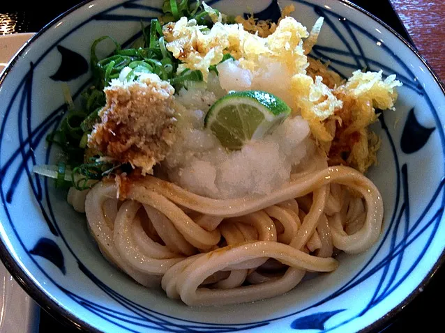 Snapdishの料理写真:丸亀製麺のおろし醤油うどん|soyoさん