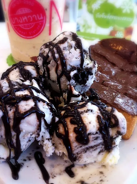 Nutella Toast with Ice Cream|about.me/pinku_nekoさん