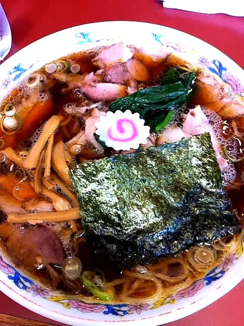 Snapdishの料理写真:青島ラーメン チャーシュー麺大盛 生姜醤油でちょっぴりしょっぱめ|ゆずあんずさん