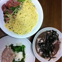 イカのわた和え酒蒸し、いろいろ菜っ葉とインゲンのパスタ、ほうれん草とポークソテー|Yuki Nakamuraさん