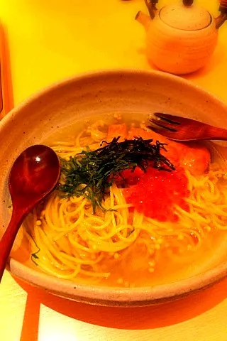 Snapdishの料理写真:鮭といくらのお茶漬け風パスタ♡|彩さん