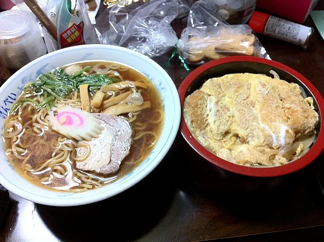 ラーメンとカツ丼|いきしあさん