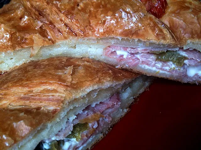 breakfast croissant sandwich with cream cheese ham and jalapenos|Monina Baronganさん