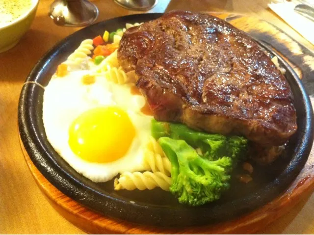 Thick cut steak|beccaさん