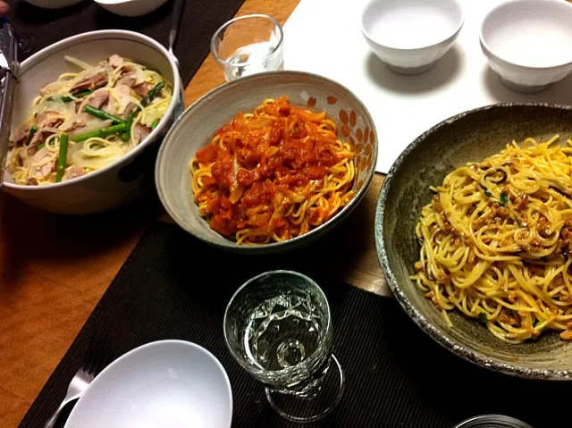 Snapdishの料理写真:asparagus and bacon, tomato and cheese, natto spaghetti|Sakikoさん