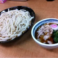 肉つけうどん。量がすごっ！ #udon|Kay Jayさん