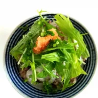 カフェ丼♪ 玄米ごはんに野菜と明太子乗せて。|hina cafeさん