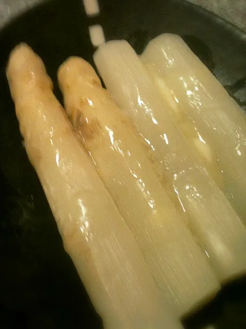 White Asparagus with Butter|Junya Tanakaさん