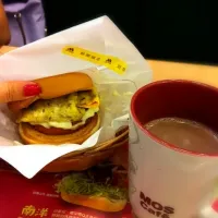 Snapdishの料理写真:mos burger|grażynaさん