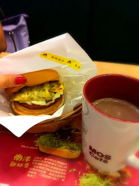 Snapdishの料理写真:mos burger|grażynaさん