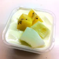 mom's handmade yogurt|leslie liuさん