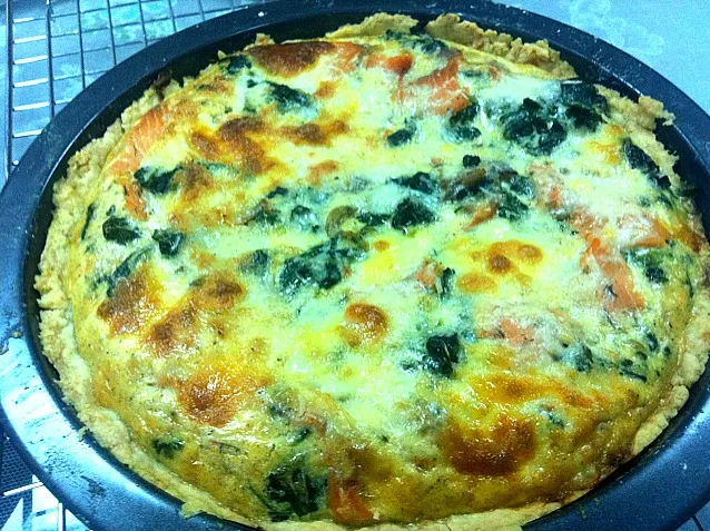 smoked salmon n spinach quiche|nuttyさん