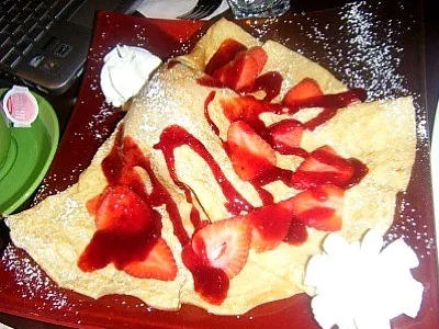 Snapdishの料理写真:Strawberry crepe|yurikaさん