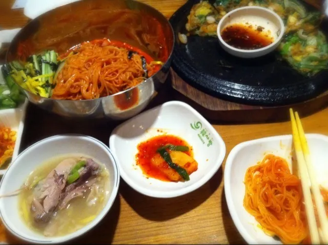 参鶏湯、海鮮チヂミ、汁なし冷麺|makikoさん