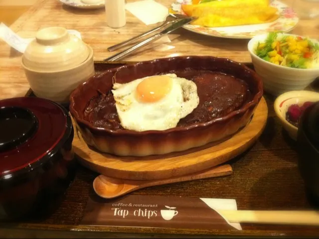 Snapdishの料理写真:デミグラスハンバーグ|risaさん