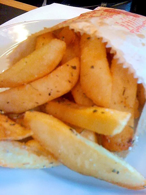 Hot Chips with Herbed Mayo|Florence Huiさん