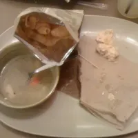 was; tuna on honey bread w/ chicken soup ans chips!|Eric Mercadoさん