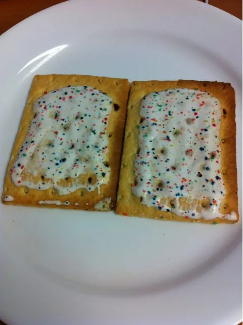 pop tarts|dominic tsunさん