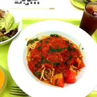 Snapdishの料理写真:バジルの冷製パスタ|みえたすさん