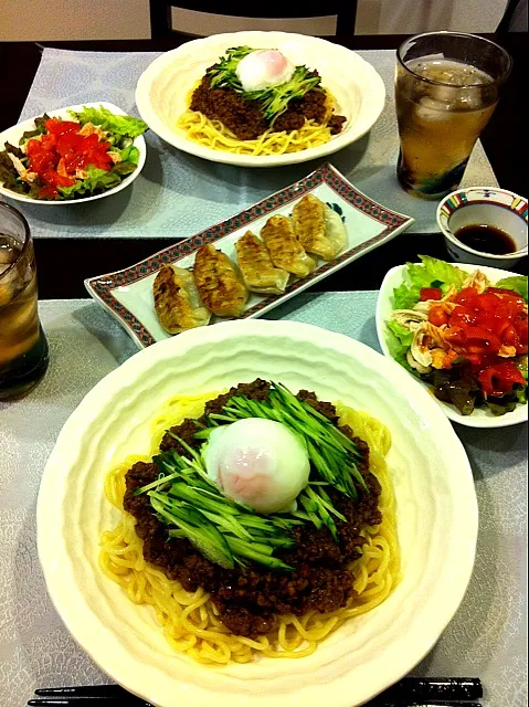 ジャージャー麺＊チョレギサラダ＊餃子|たまきさん