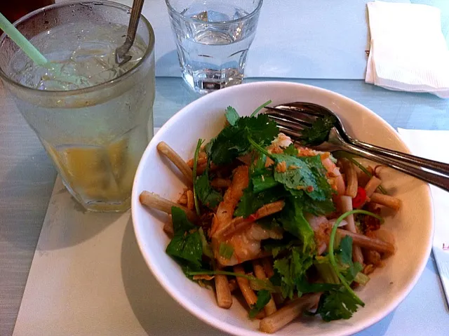 lotus shrimp salad|Miyake Canbiさん