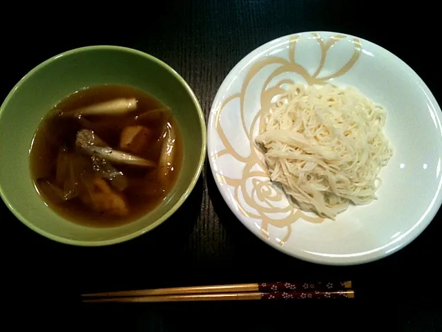 Snapdishの料理写真:鶏そうめん、つけ麺風。上手に出来たん♥|naacheさん