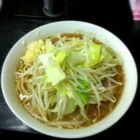 Snapdishの料理写真:豚喜  ［ らーめん小  ¥680 ］|らーめんさん